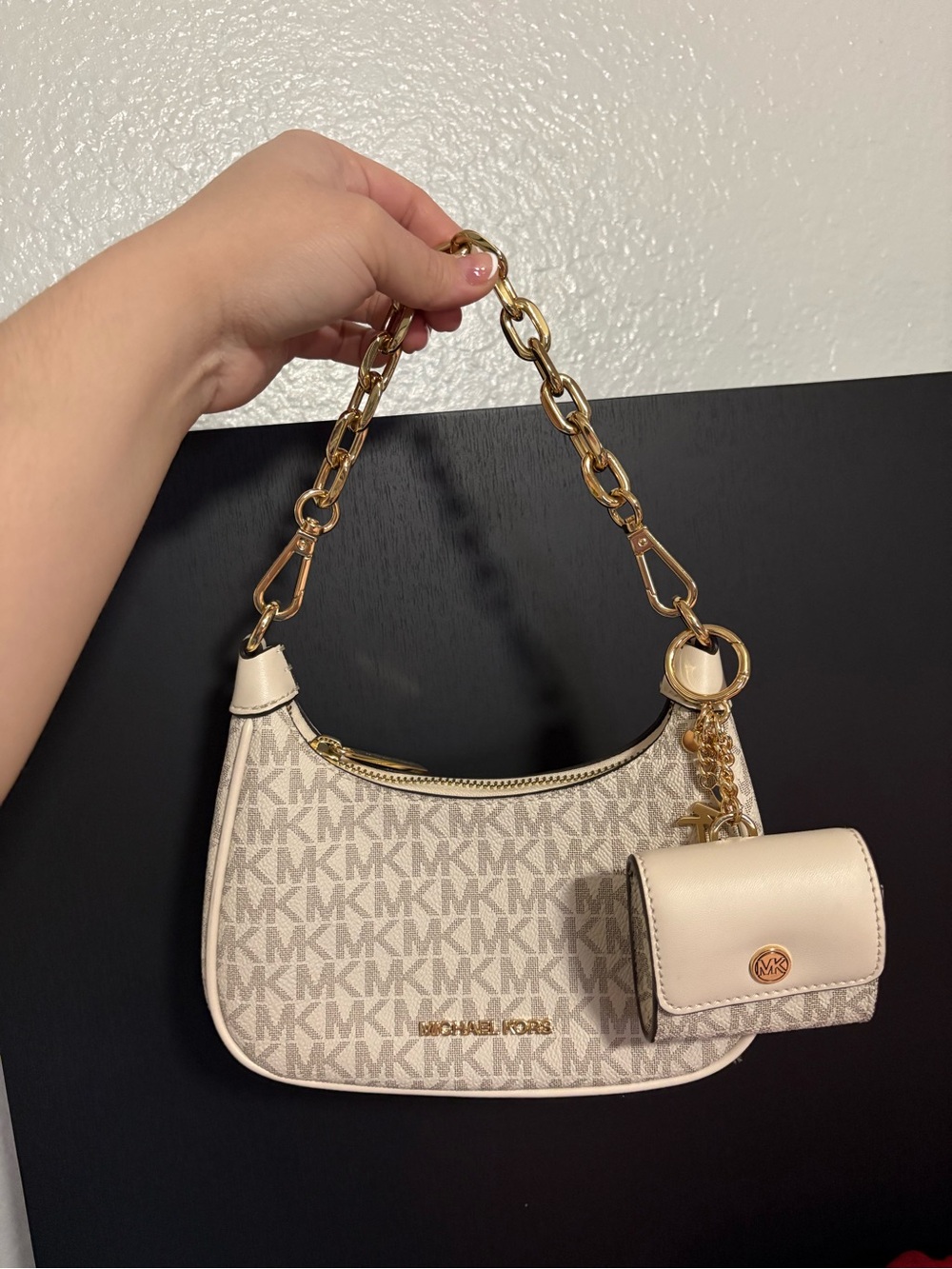 Michael Kors Cora Mini Zip Pouchette – Vanilla/Light Cream Multi – NWT